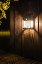 Applique murale solaire avec détecteur de présence 36 Lumens - Galix Solaire Shop
